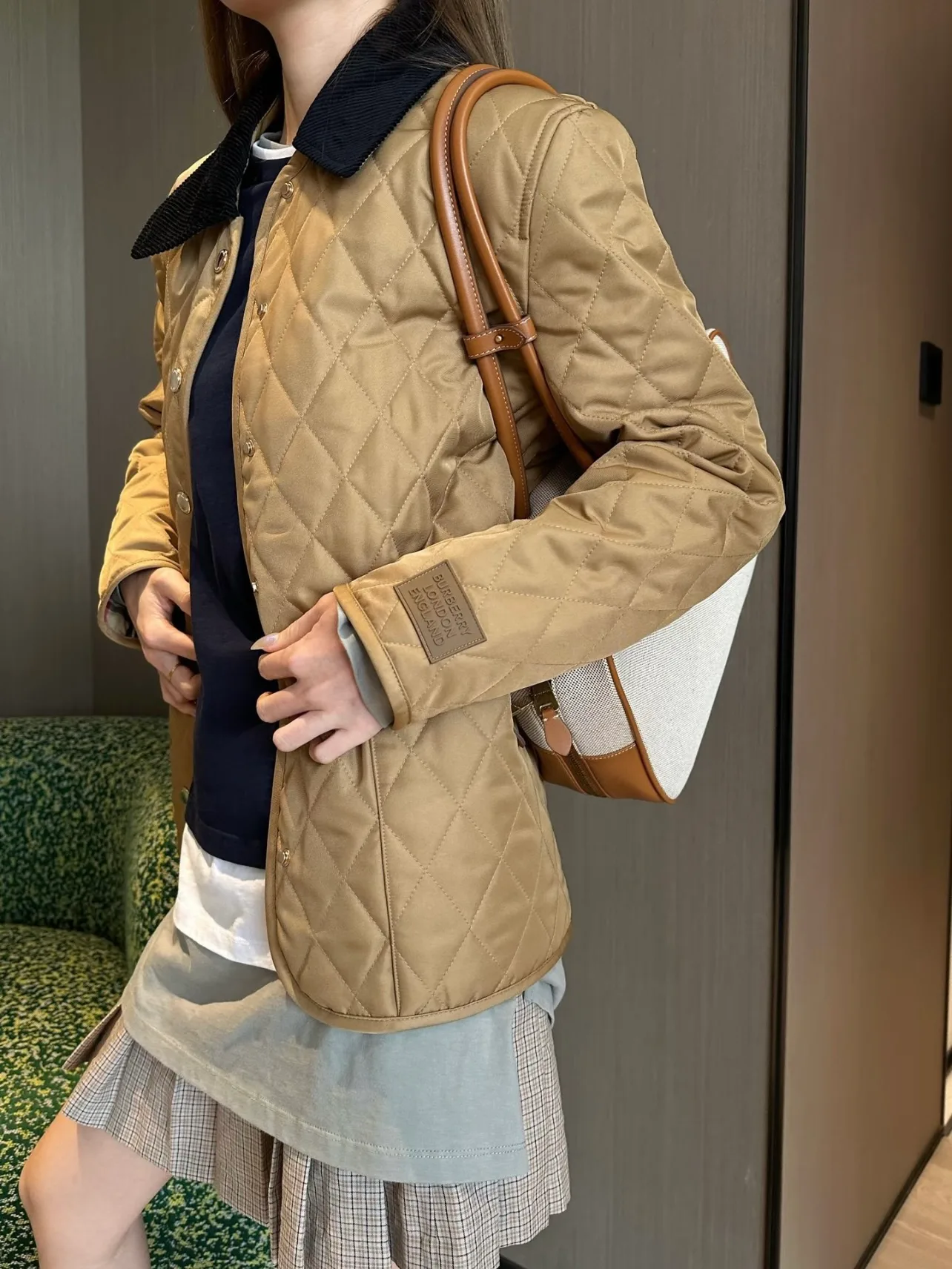 Куртки И Пуховики Женские Burberry 18713649