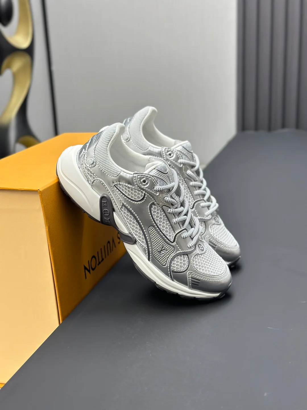 Кроссовки Мужские Louis Vuitton 153043