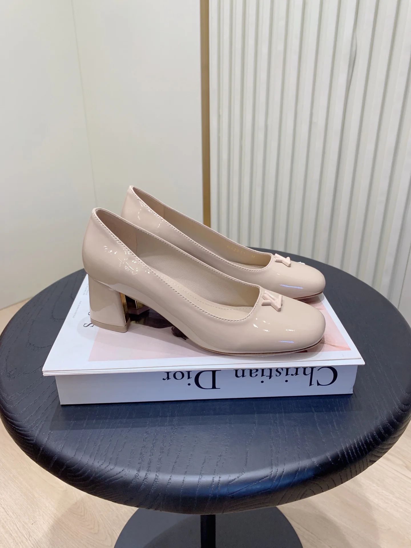 Туфли Женские Louis Vuitton 1834441