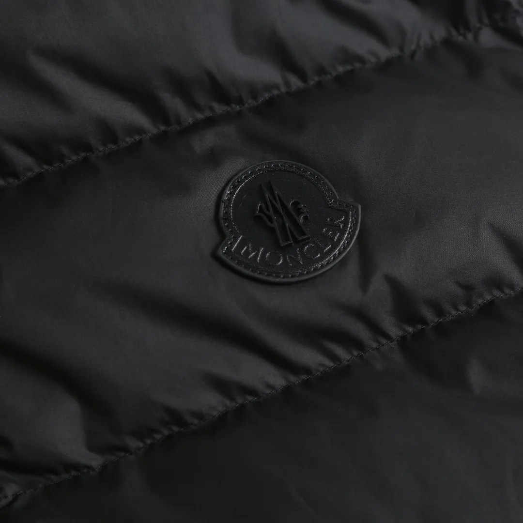 Жилеты Женские Moncler 18990831