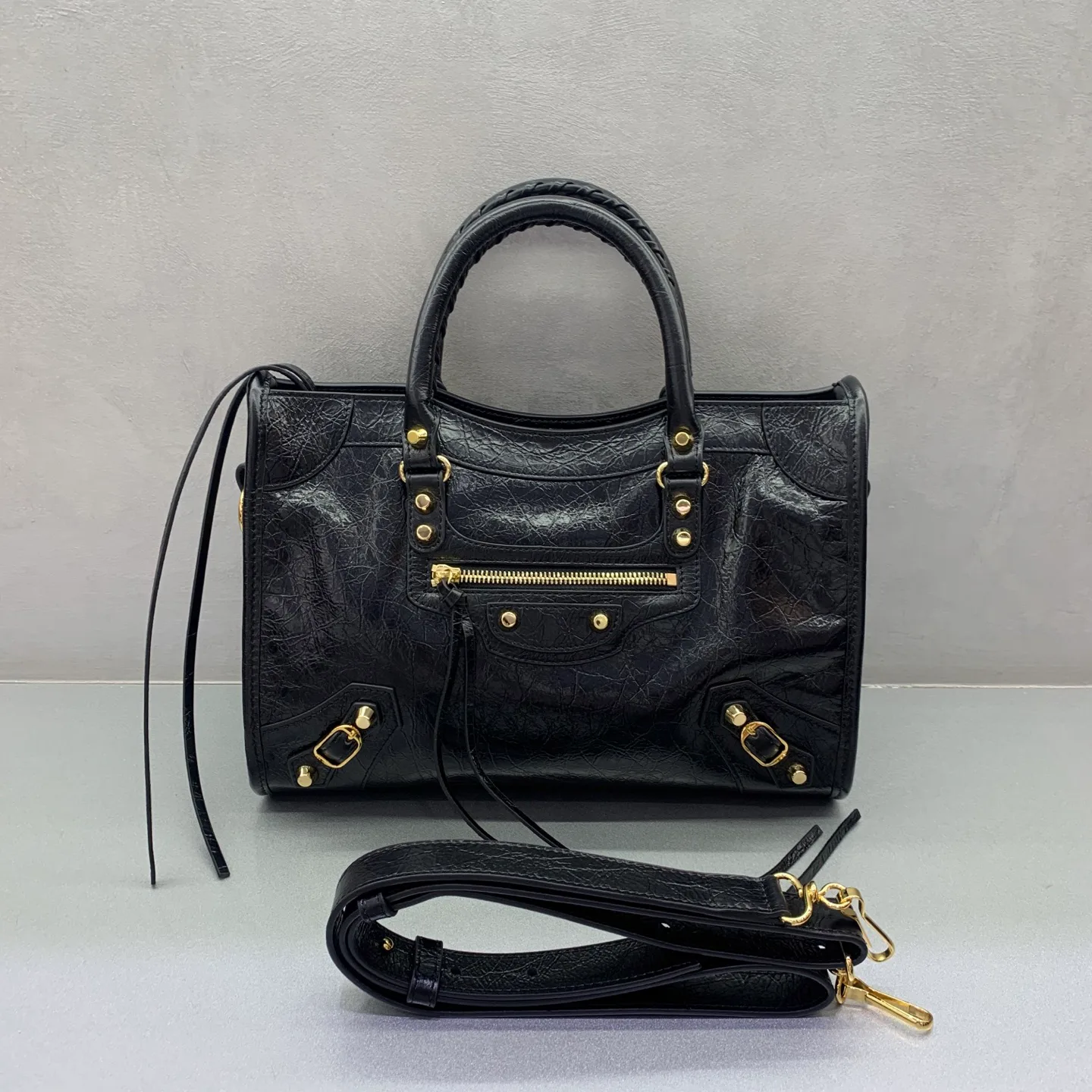 Классические Сумки Женские Balenciaga 11864129