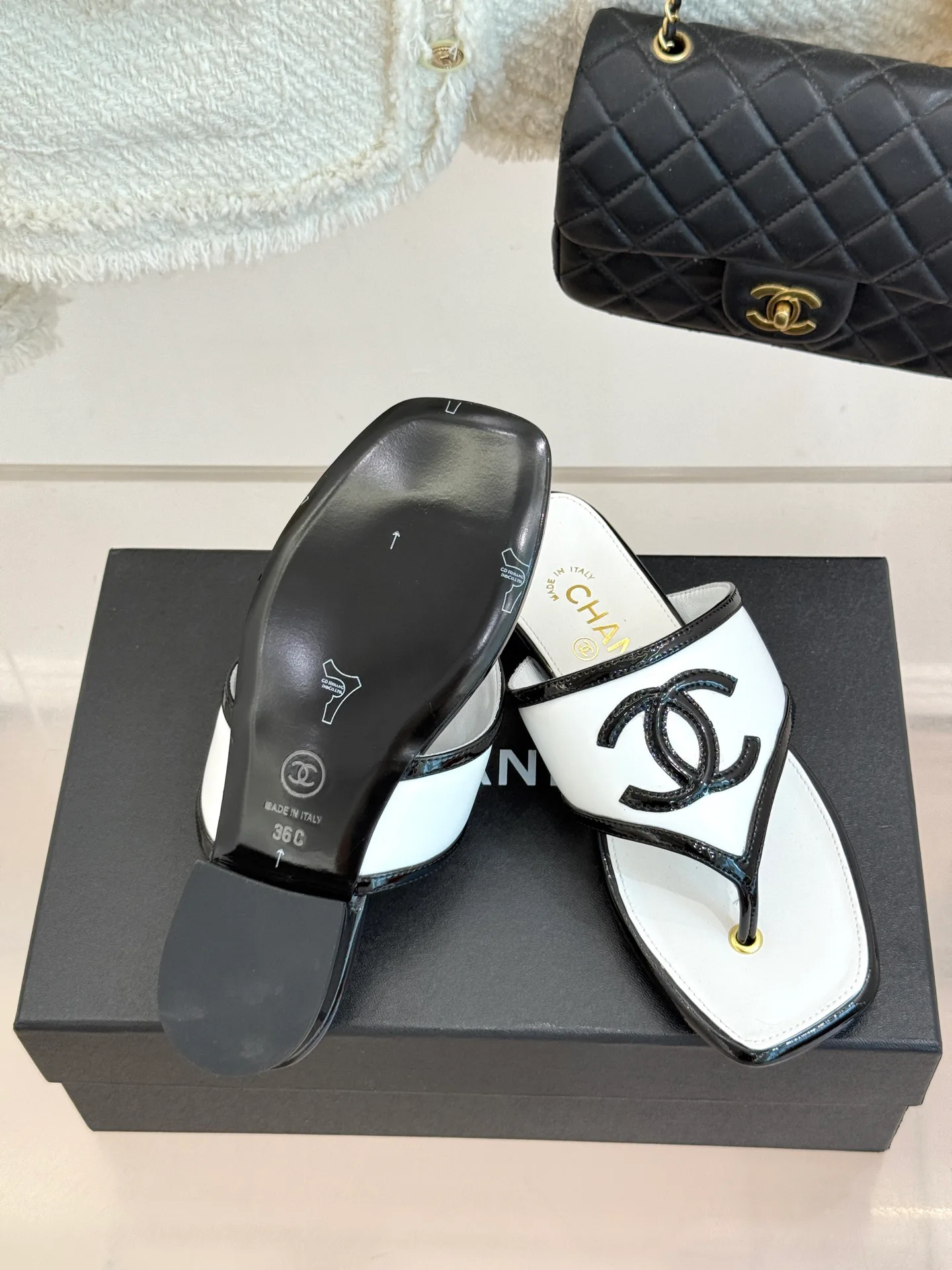 Шлепанцы Женские Chanel 17425291