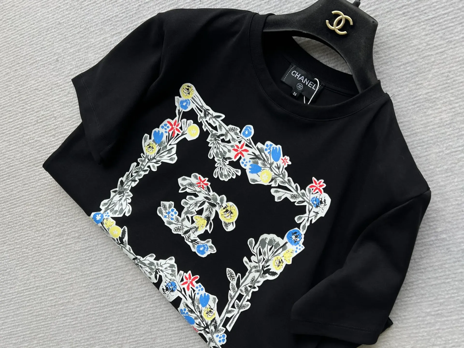 Футболки Женские Chanel 5245919