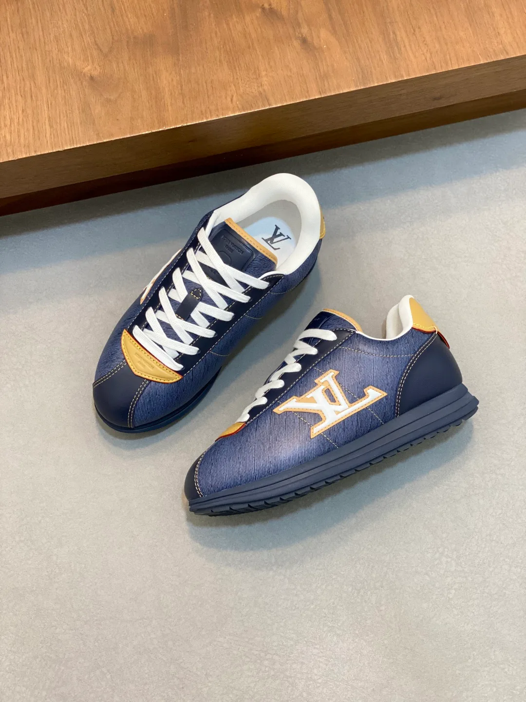 Кроссовки Мужские Louis Vuitton 162989