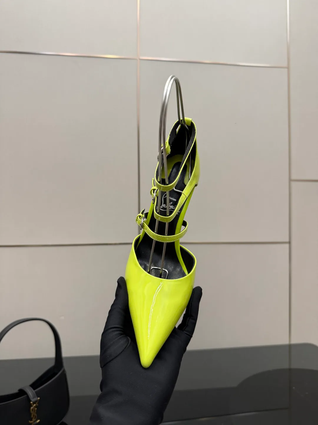 Туфли Женские Christian Louboutin 374848