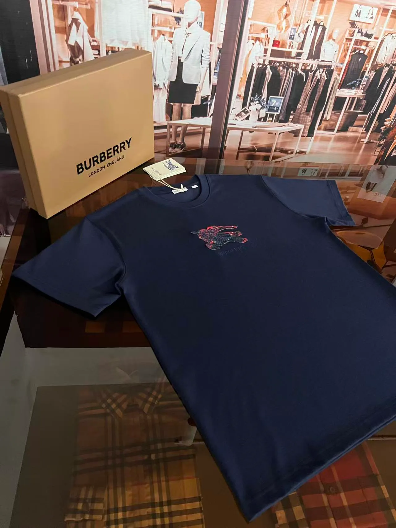 Футболки Женские Burberry 10658043