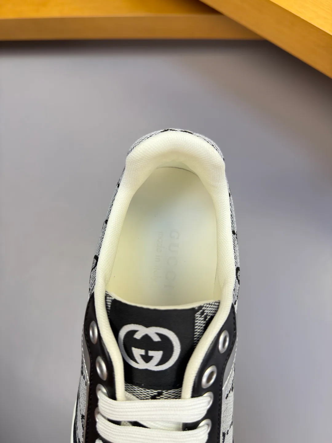 Кроссовки Мужские Gucci 18142457
