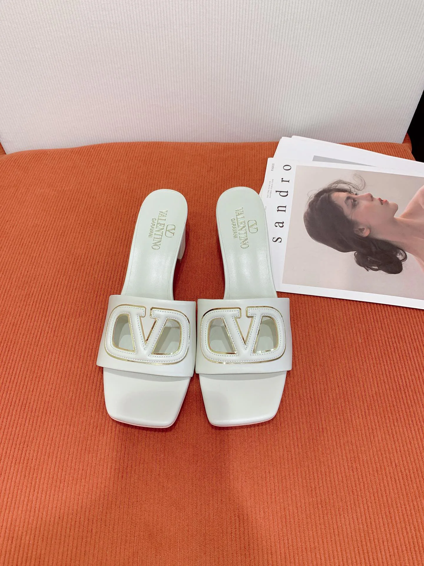 Шлепанцы Женские Valentino 748153