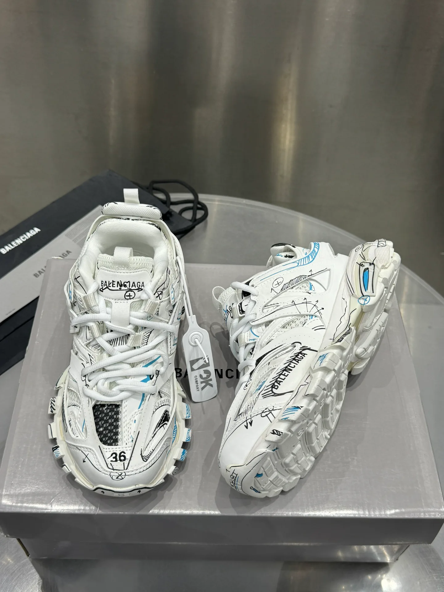 Кроссовки Женские Balenciaga 32173