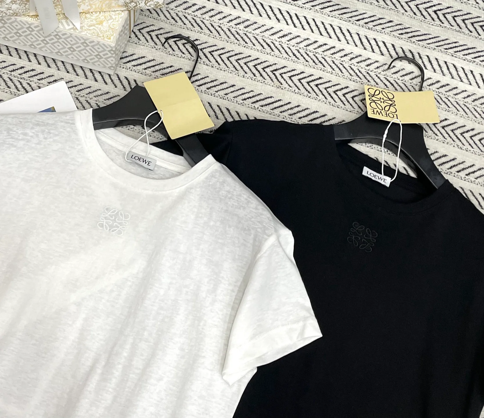 Футболки Женские Loewe 12351376