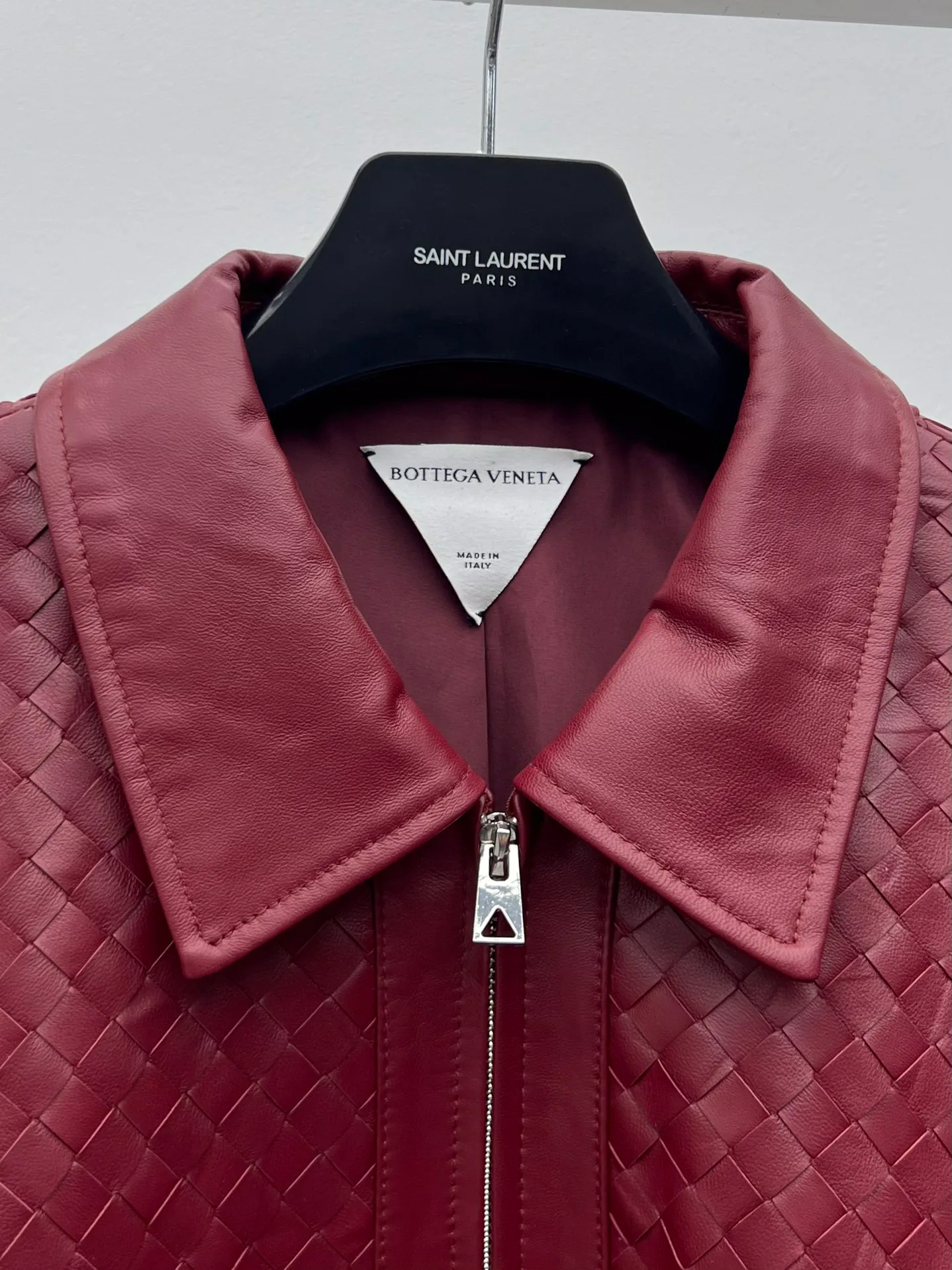 Кожаные Куртки И Дублёнки Женские Bottega Veneta 17719122