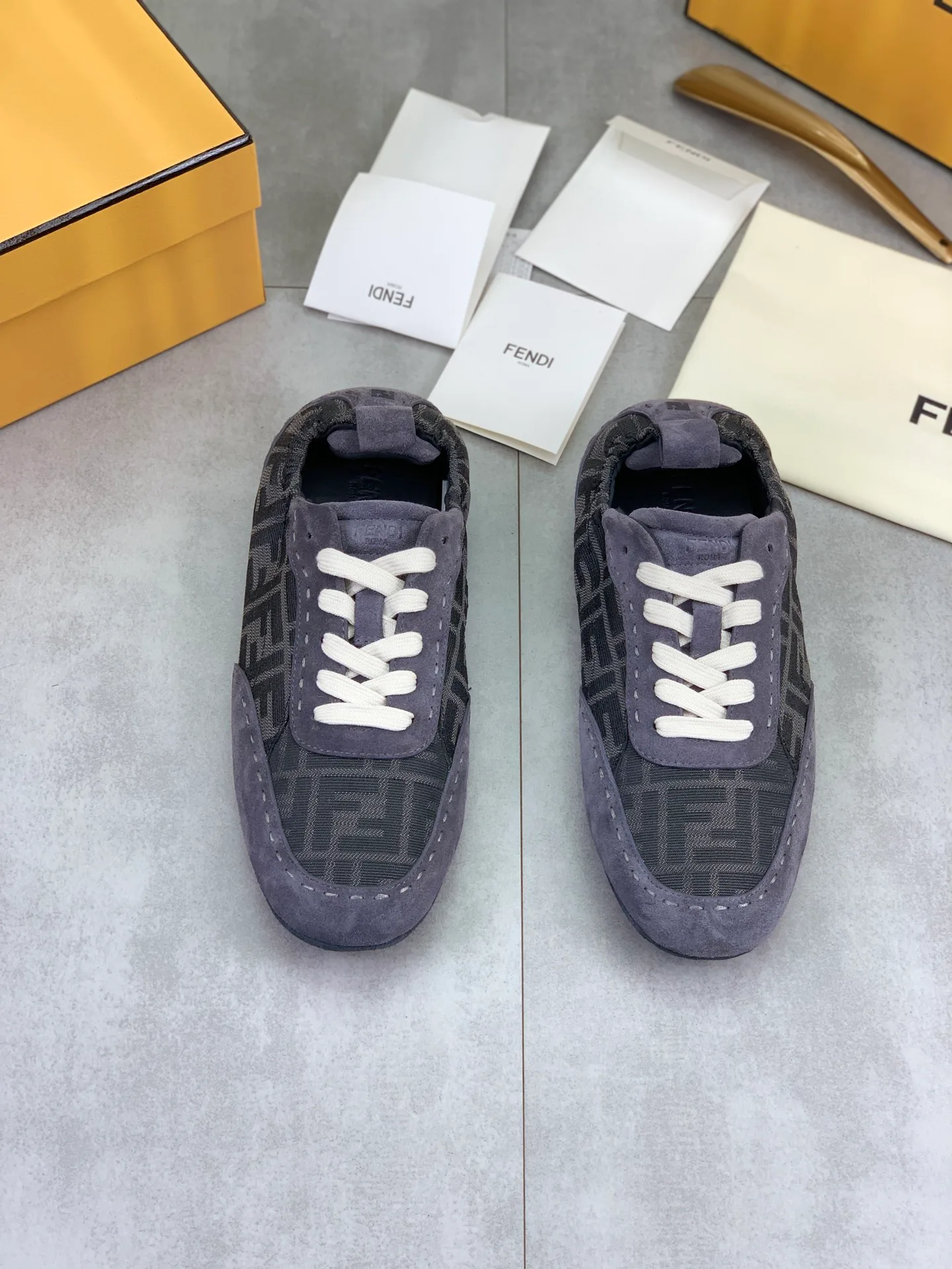 Кроссовки Мужские Fendi 13428279