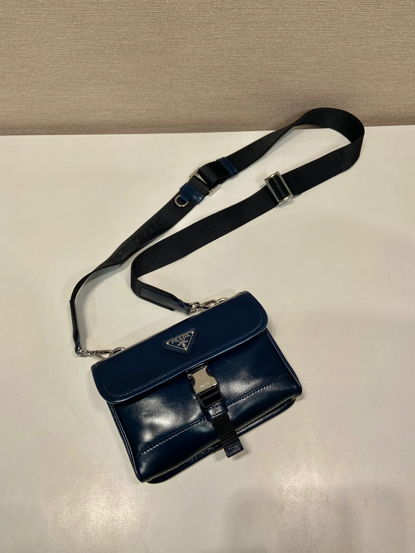 Сумки На Ремне Женские Prada 13346067