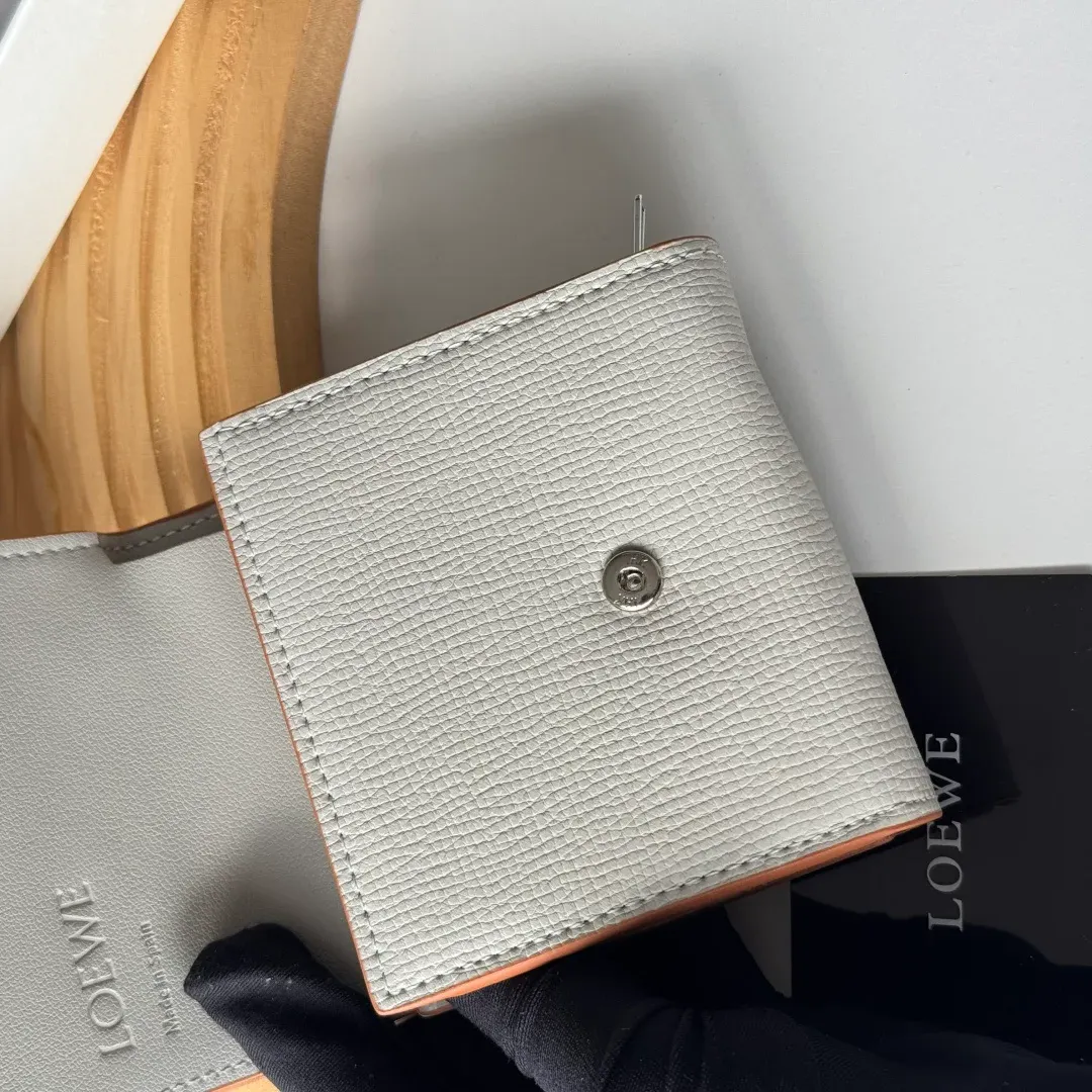 Клатчи Женские Loewe 617223