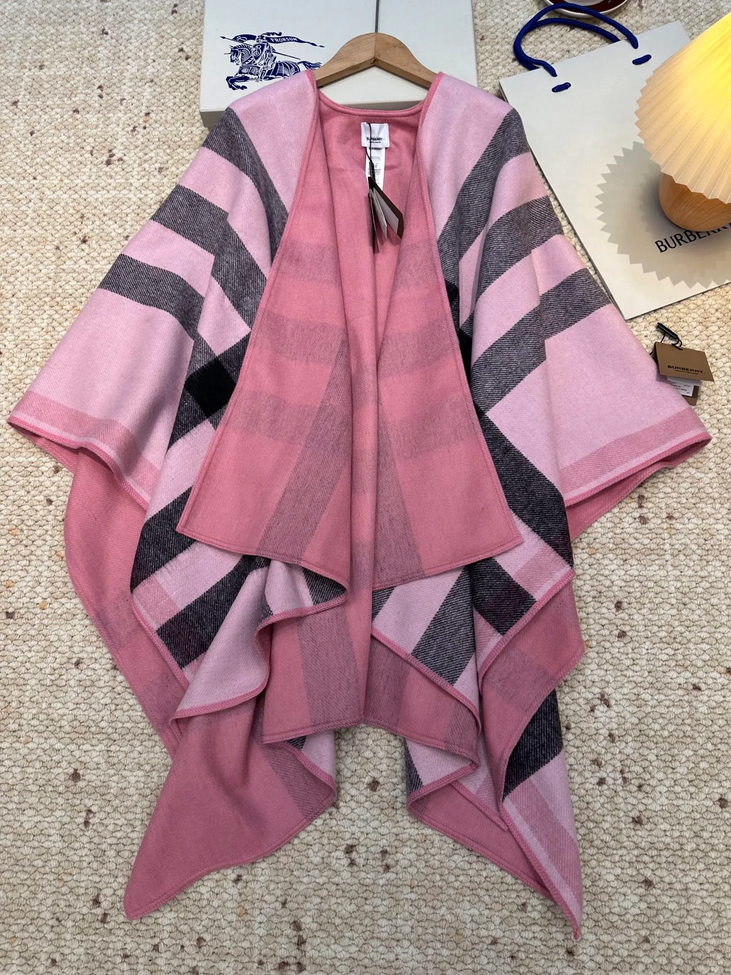 Шарфы Burberry 475673