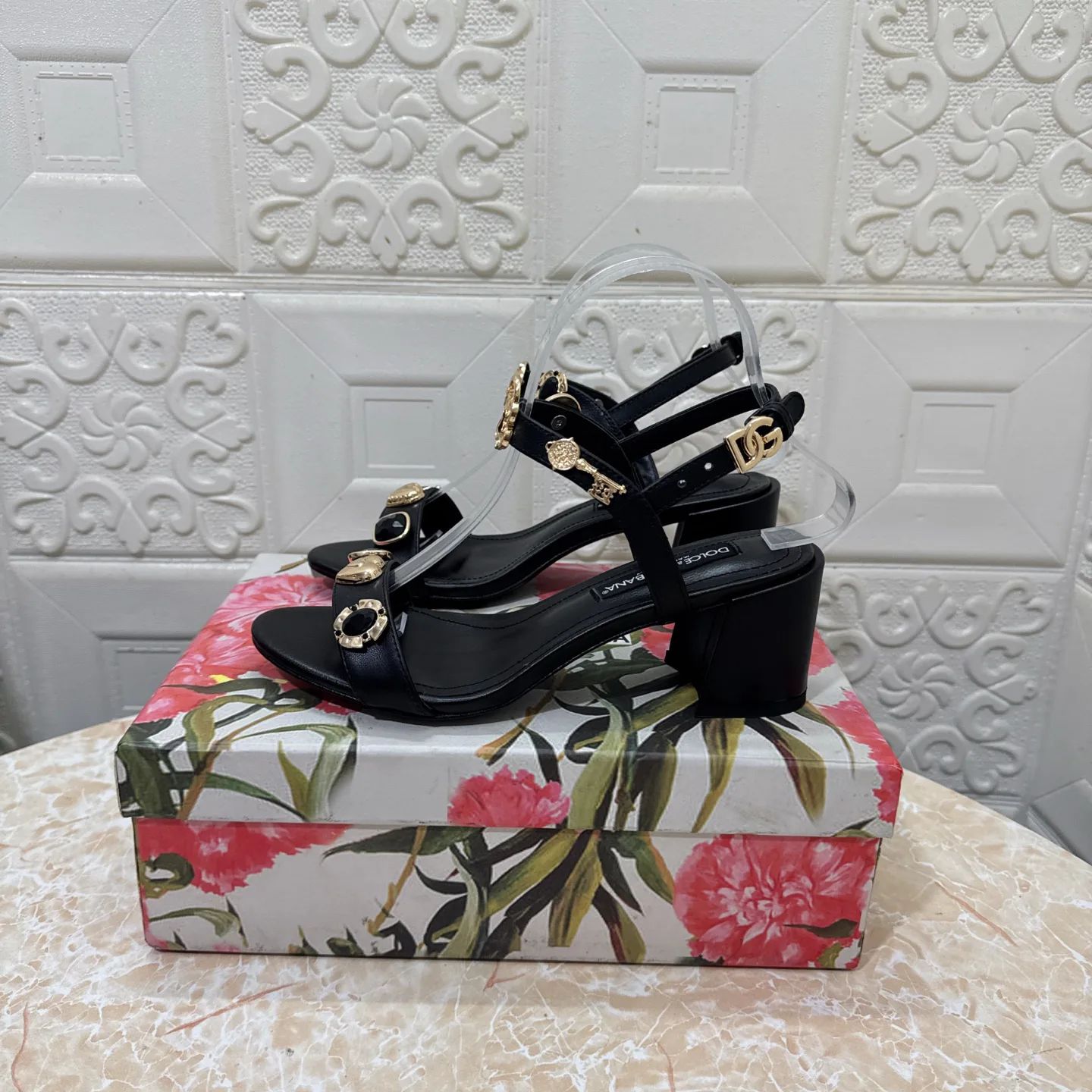 Босоножки Женские Dolce & Gabbana 11171093