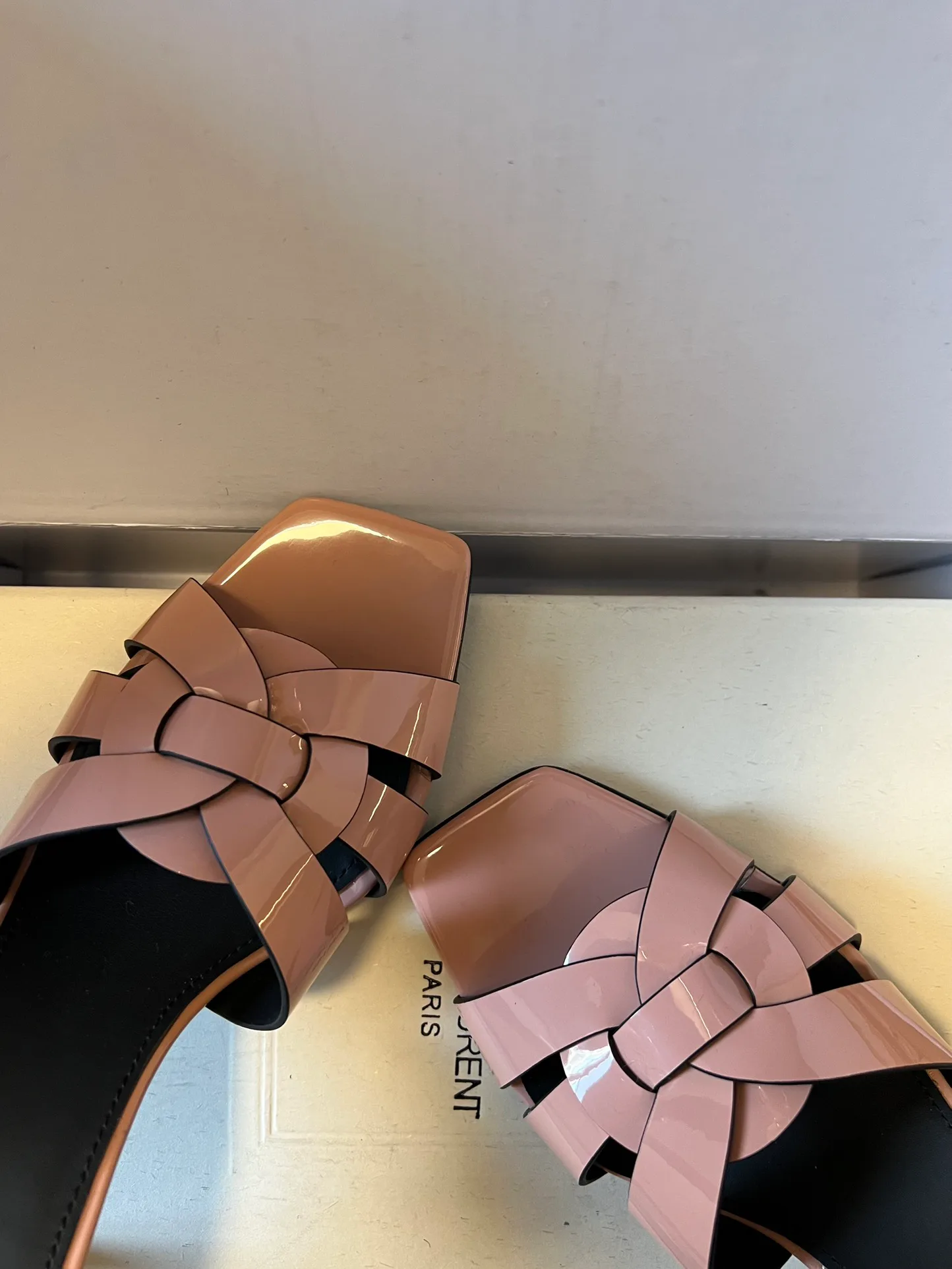 Босоножки Женские Saint Laurent 11239425