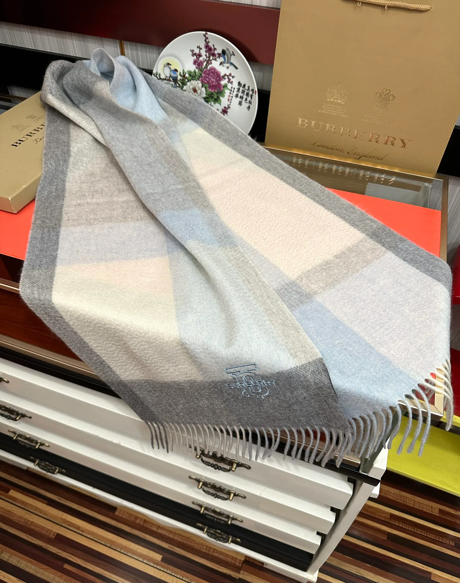 Шарфы Burberry 4516108