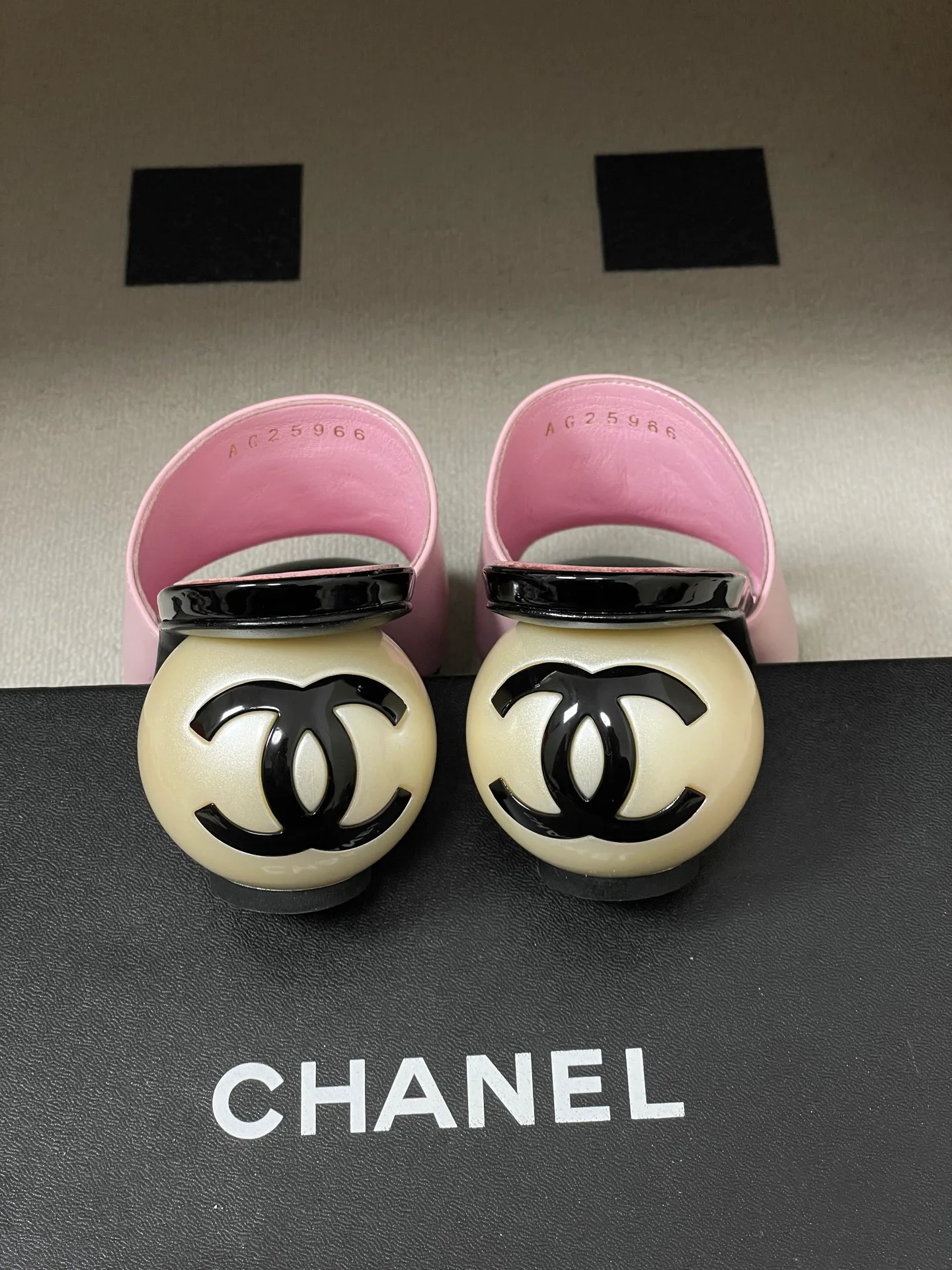 Босоножки Женские Chanel 10993914