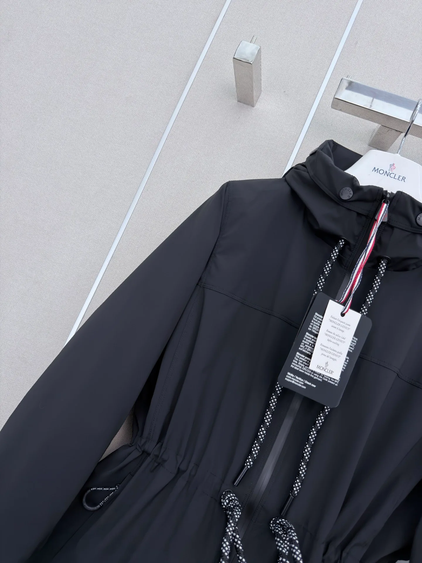 Куртки И Пуховики Женские Moncler 19589656