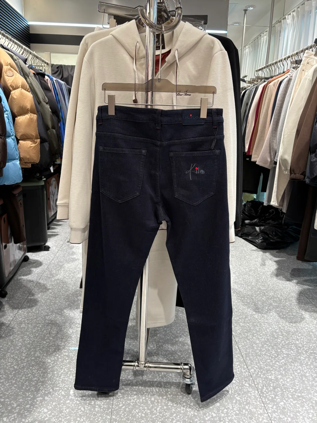 Джинсы Женские Kiton 1639323
