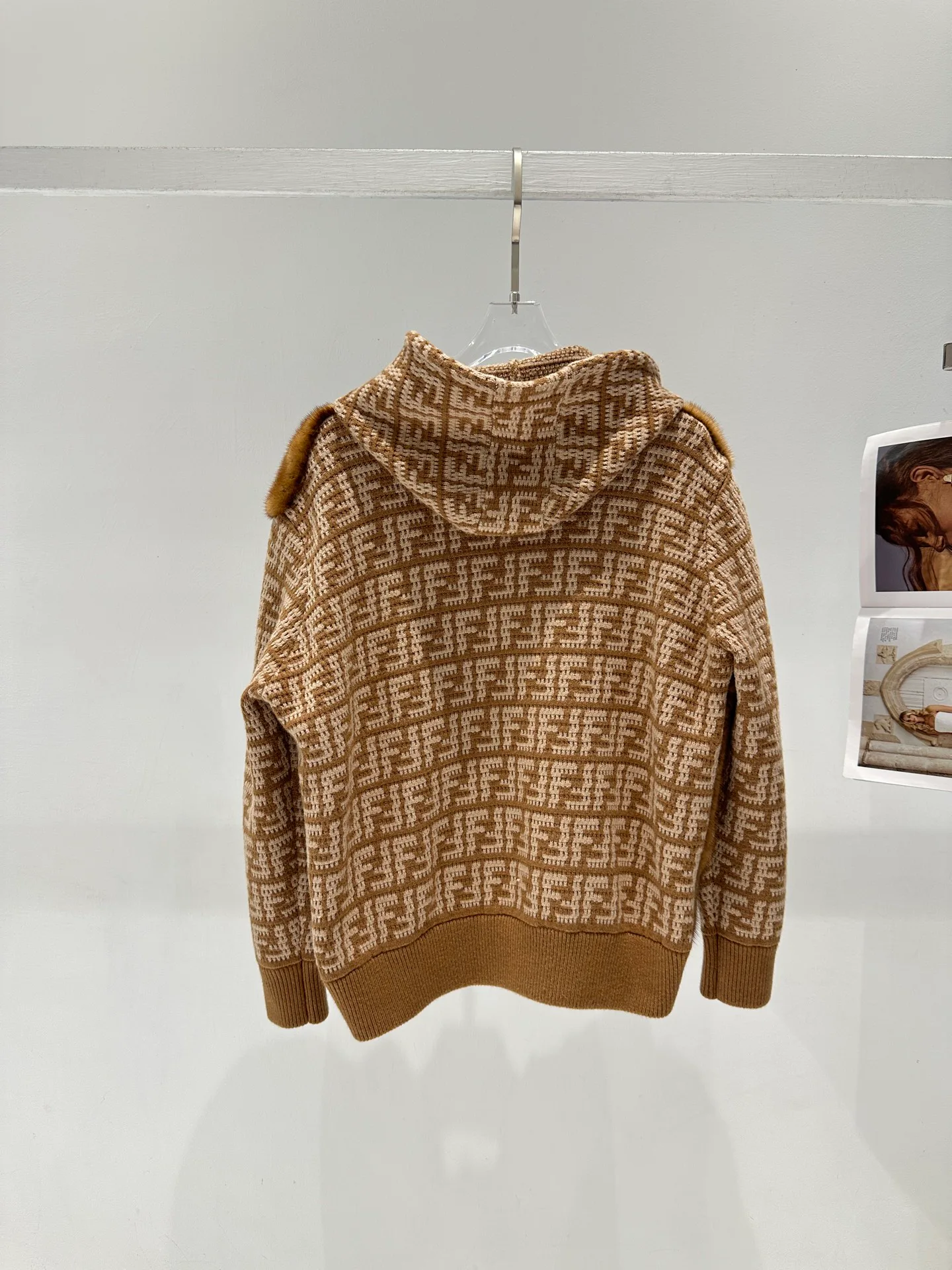 Куртки И Пуховики Женские Fendi 785679