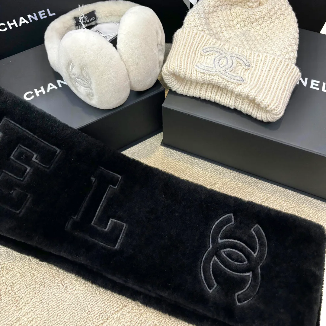 Шарфы Chanel 18347779