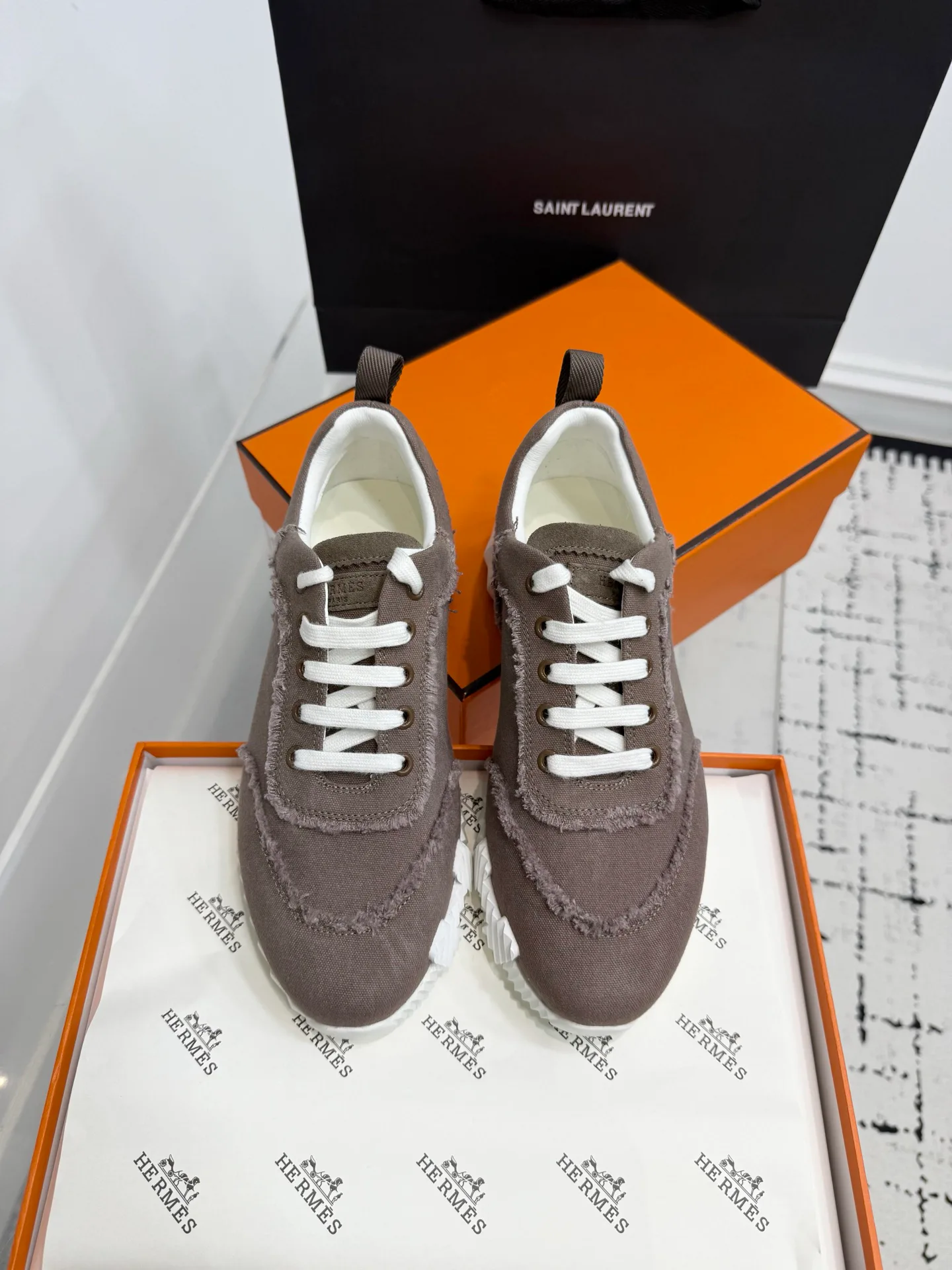 Кроссовки Женские Hermes 199504