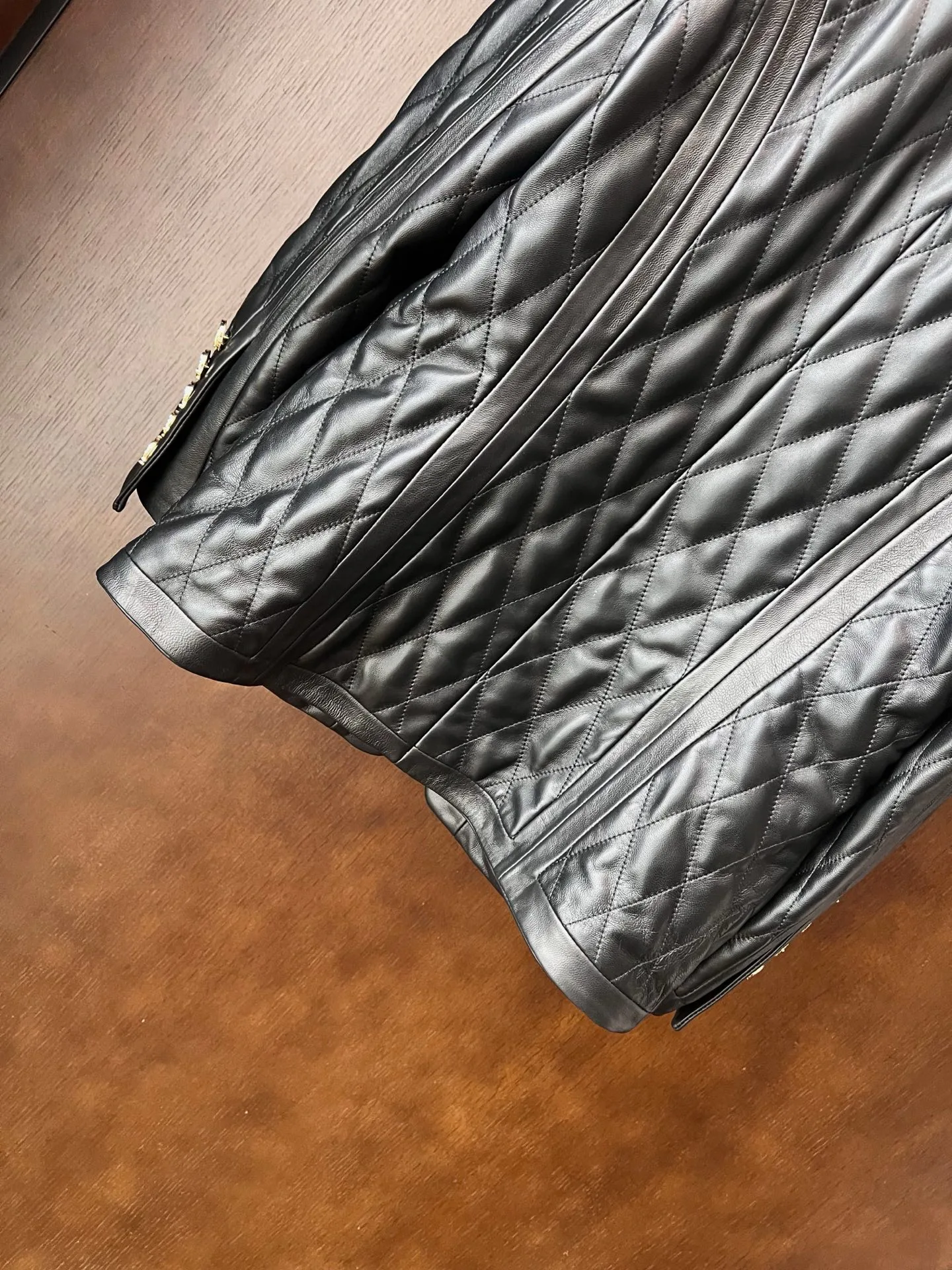 Кожаные Куртки И Дублёнки Женские Celine 9101667