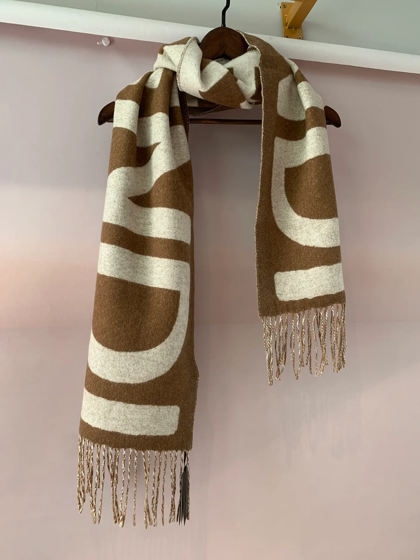 Шарфы Fendi 1437076