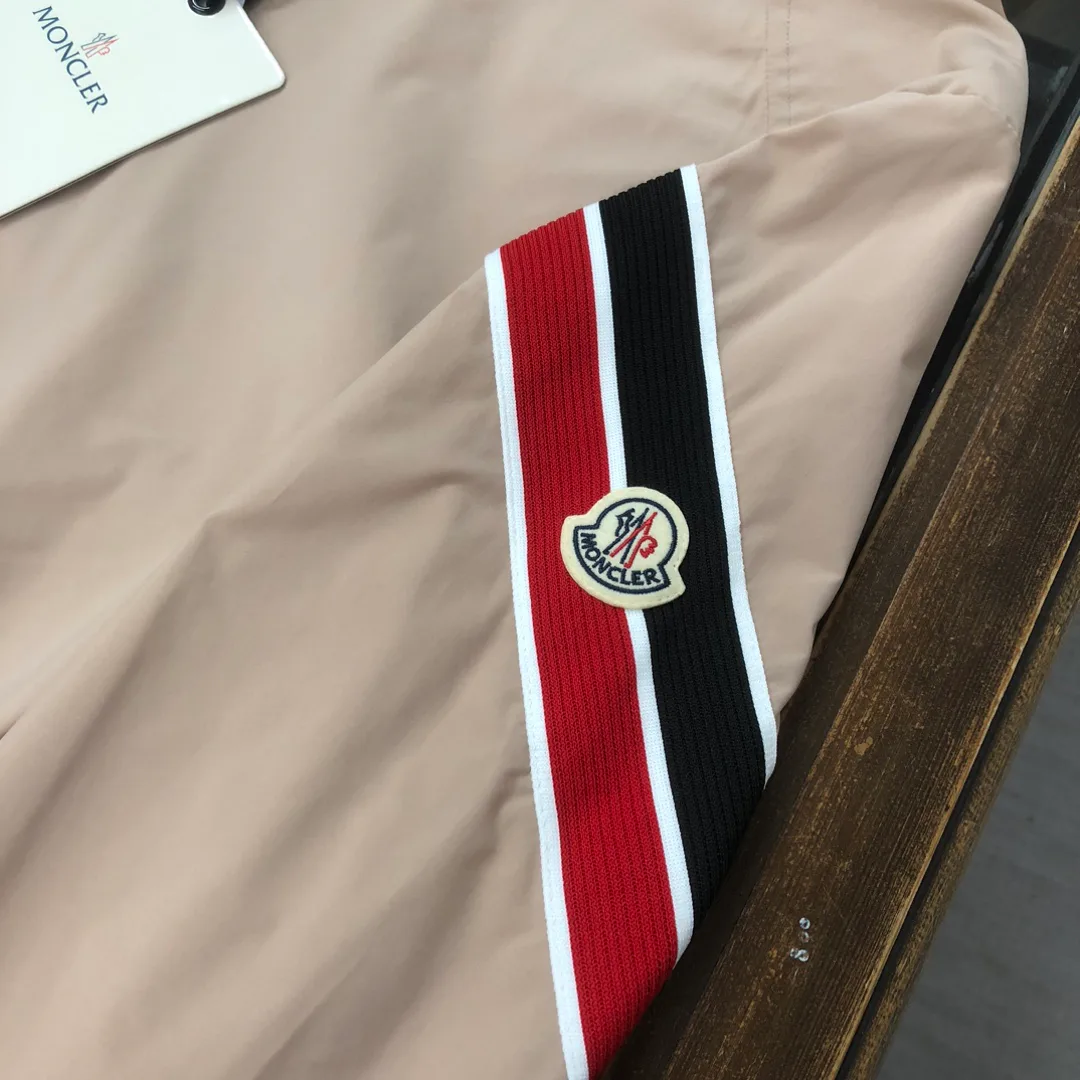 Куртки И Пуховики Мужские Moncler 9599156