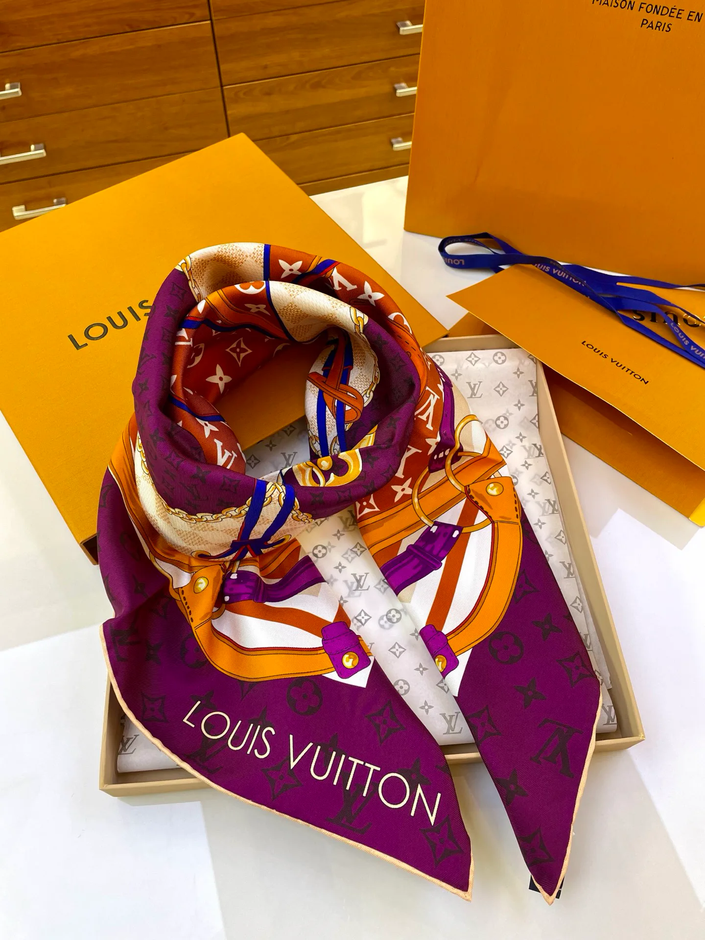 Платки Louis Vuitton 1486298