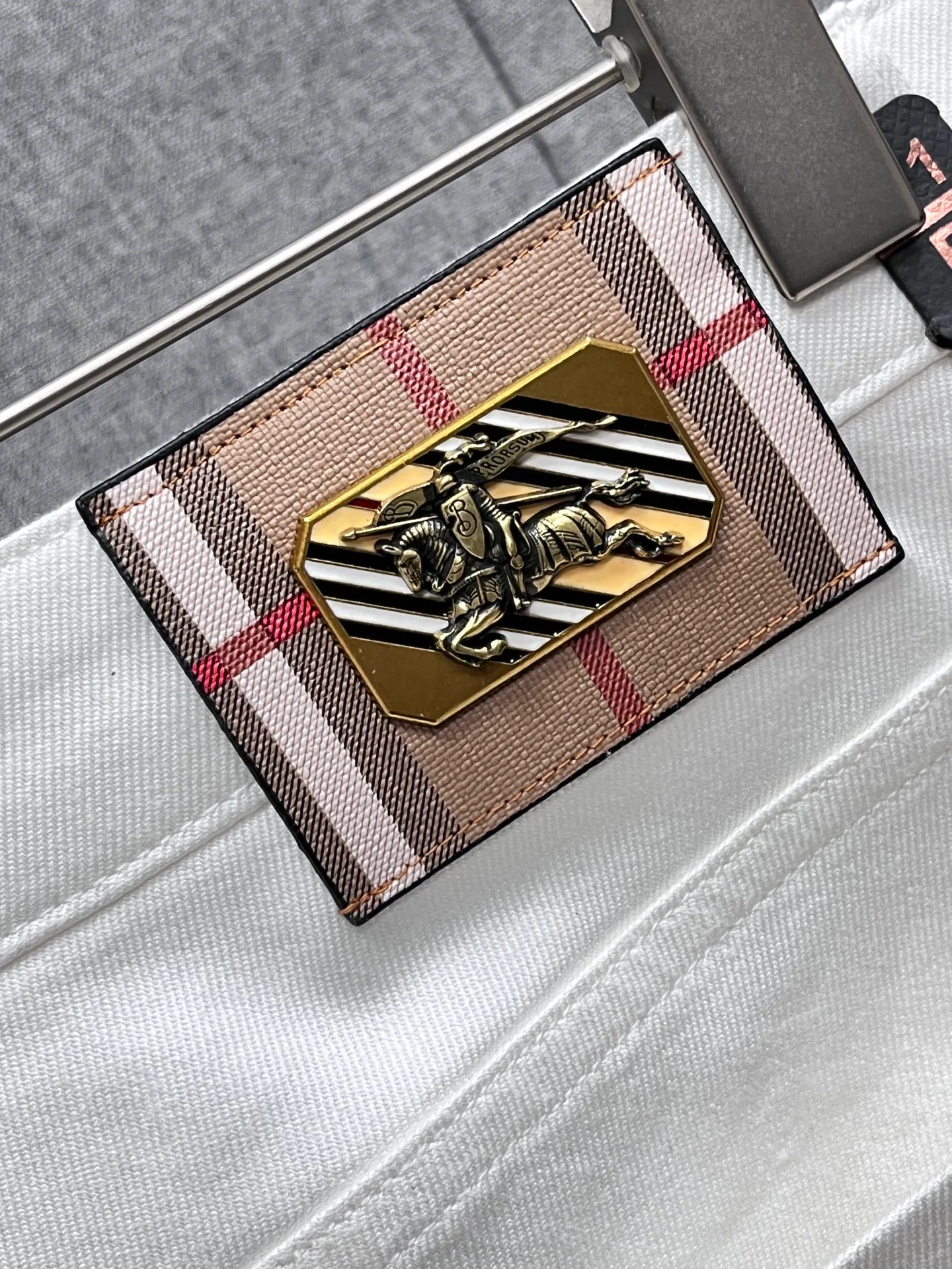 Джинсы Мужские Burberry 14296506