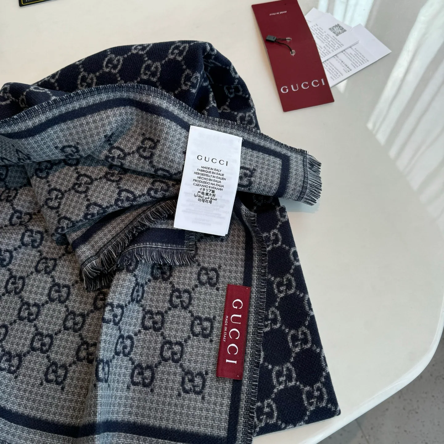 Шарфы Gucci 692906