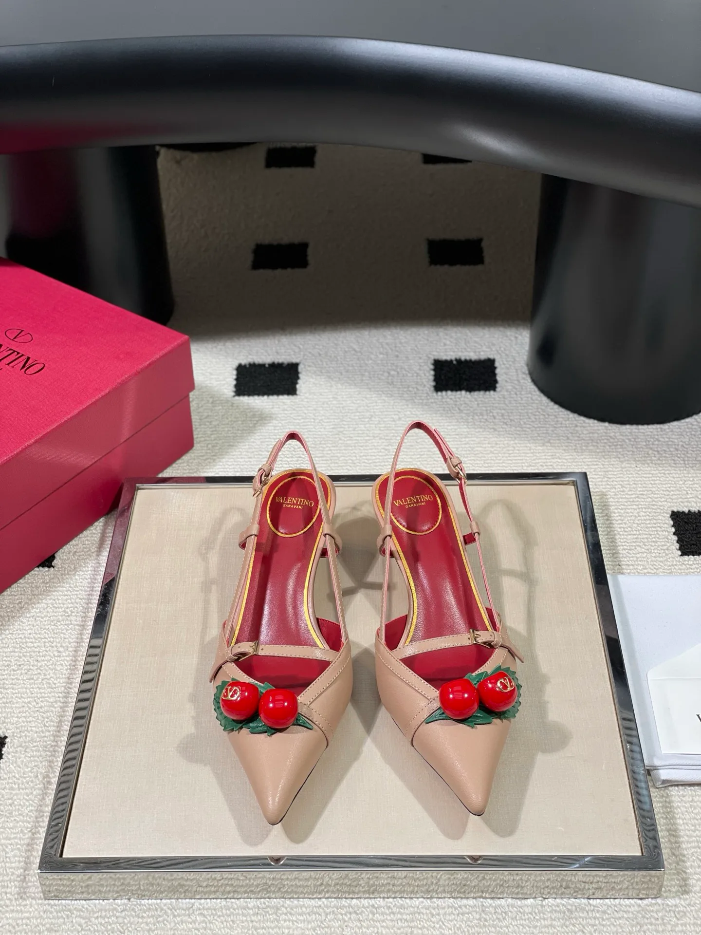 Босоножки Женские Valentino 13189657