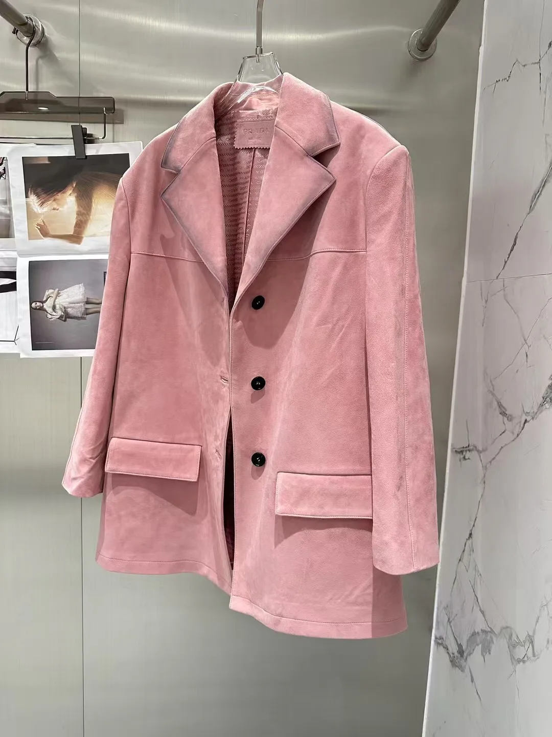 Кожаные Куртки И Дублёнки Женские Prada 13186432