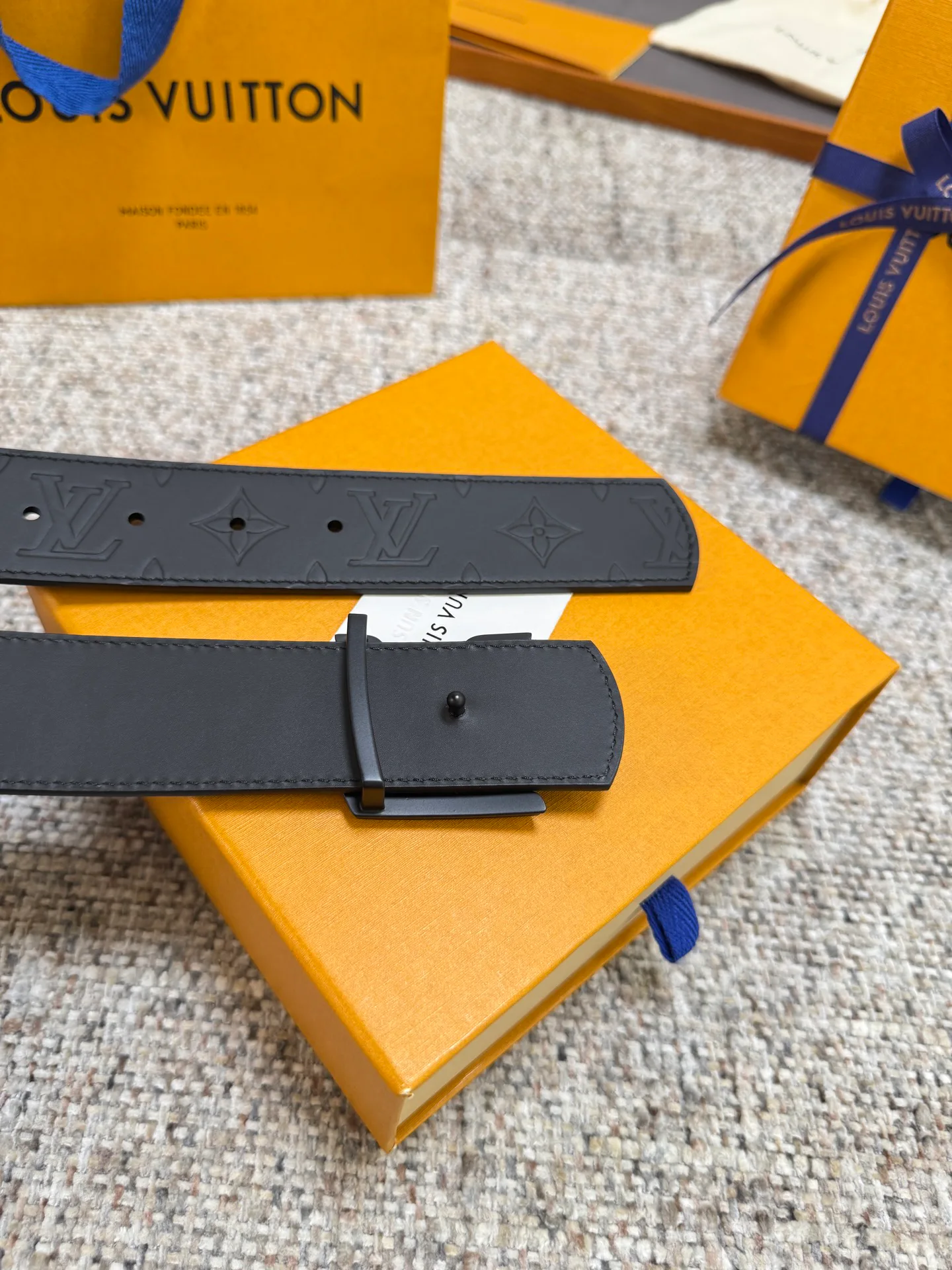 Ремни Louis Vuitton 14563671