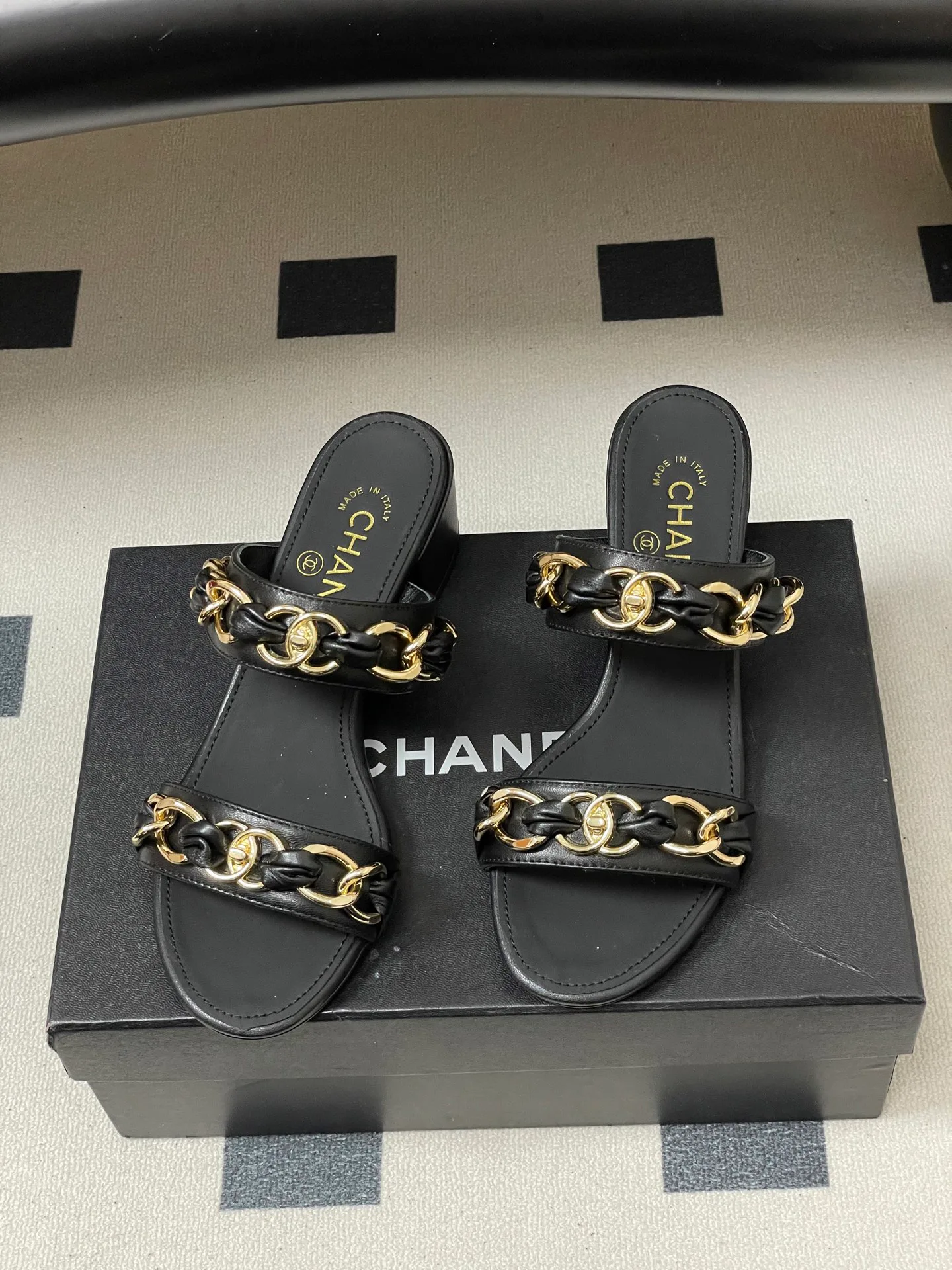 Босоножки Женские Chanel 12810839