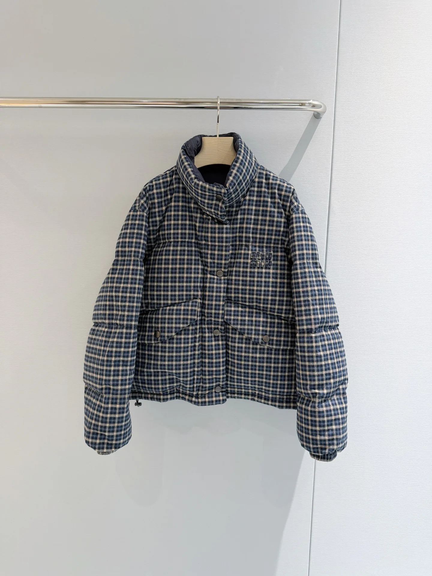 Куртки И Пуховики Женские Miu Miu 18866473