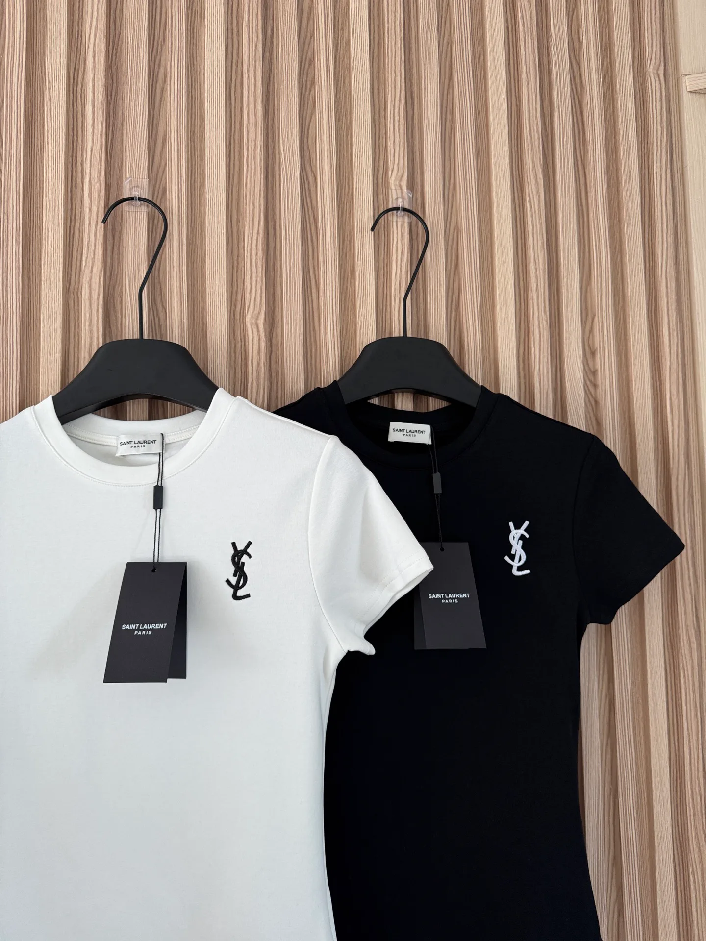 Футболки Женские Saint Laurent 13578001