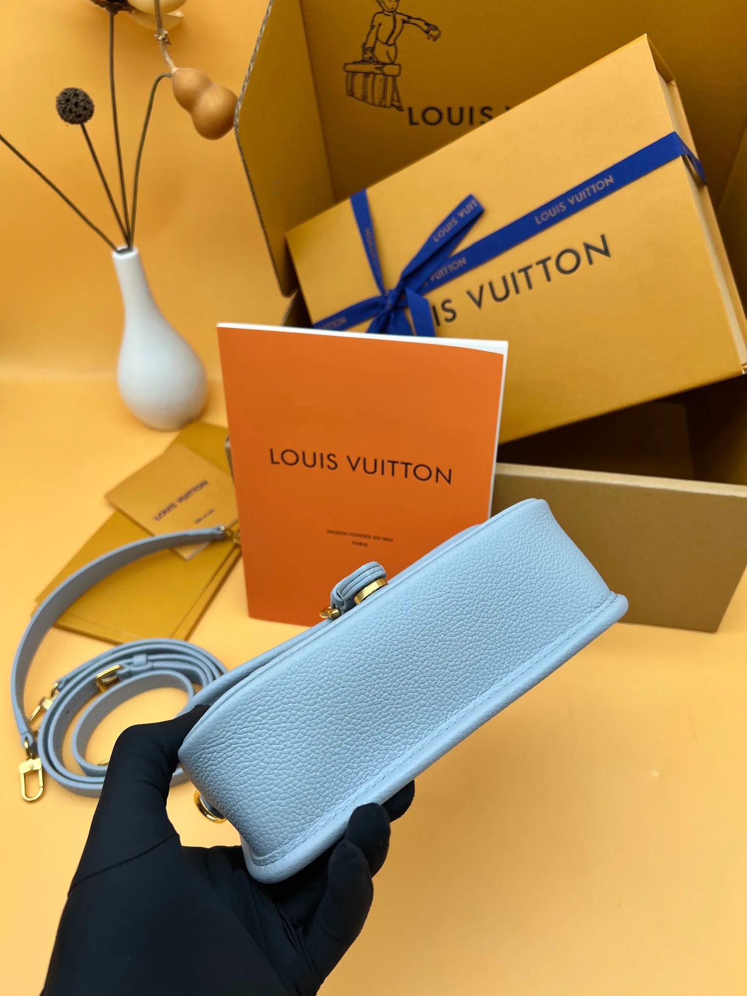 Сумки На Ремне Женские Louis Vuitton 3083