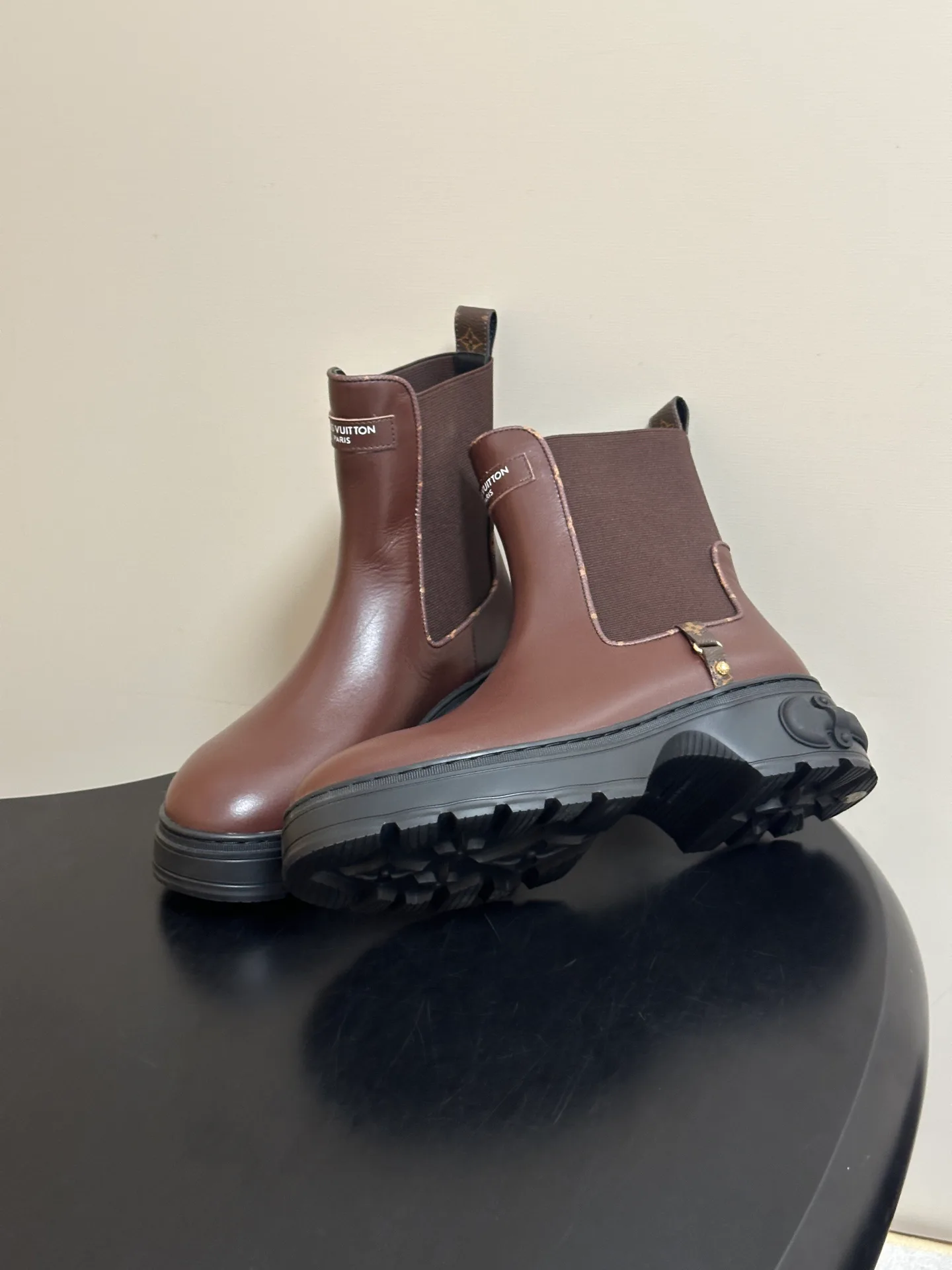 Ботинки Женские Louis Vuitton 19507315
