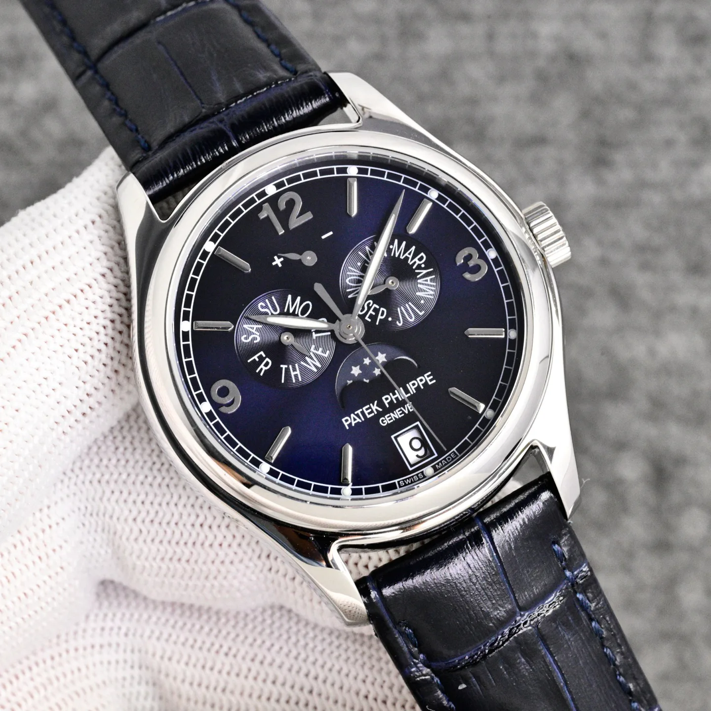 Часы Женские Patek Philippe 17120048