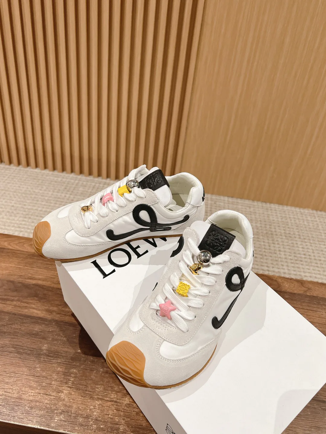 Кроссовки Женские Loewe 10475976