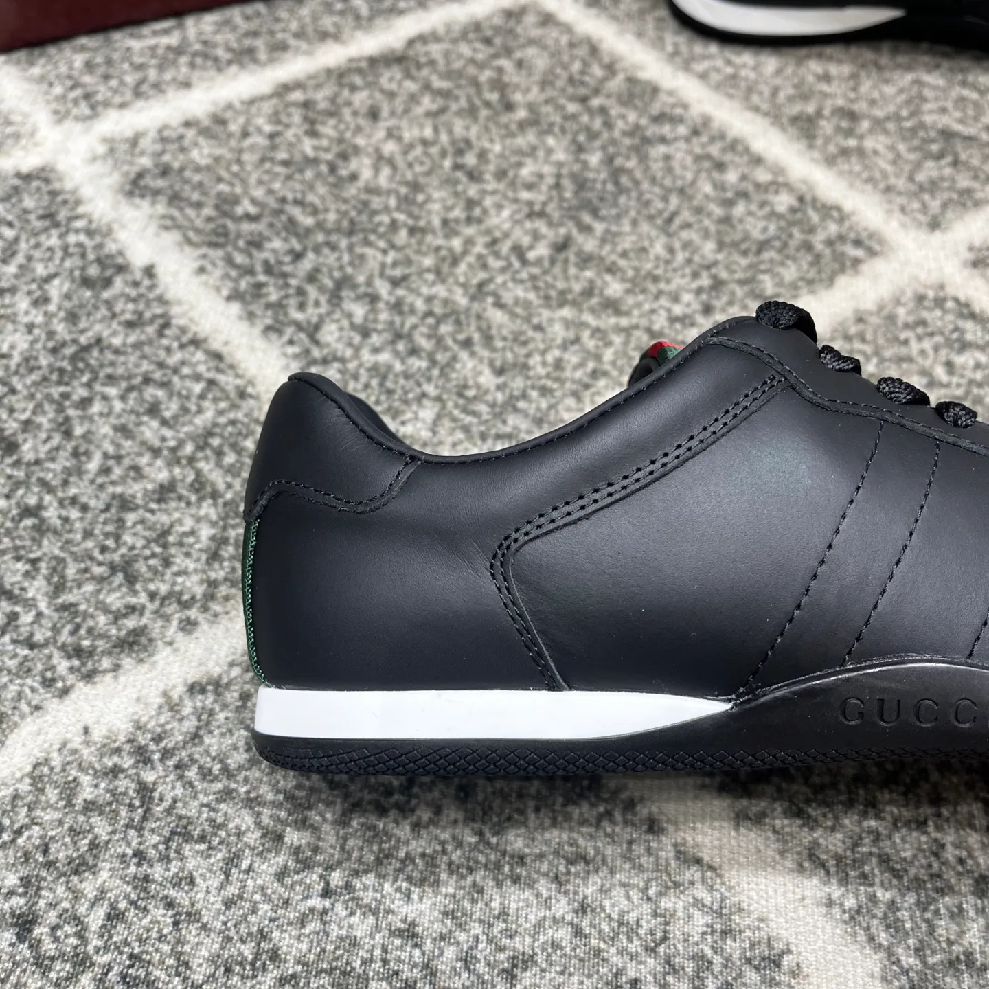 Кроссовки Женские Gucci 480643