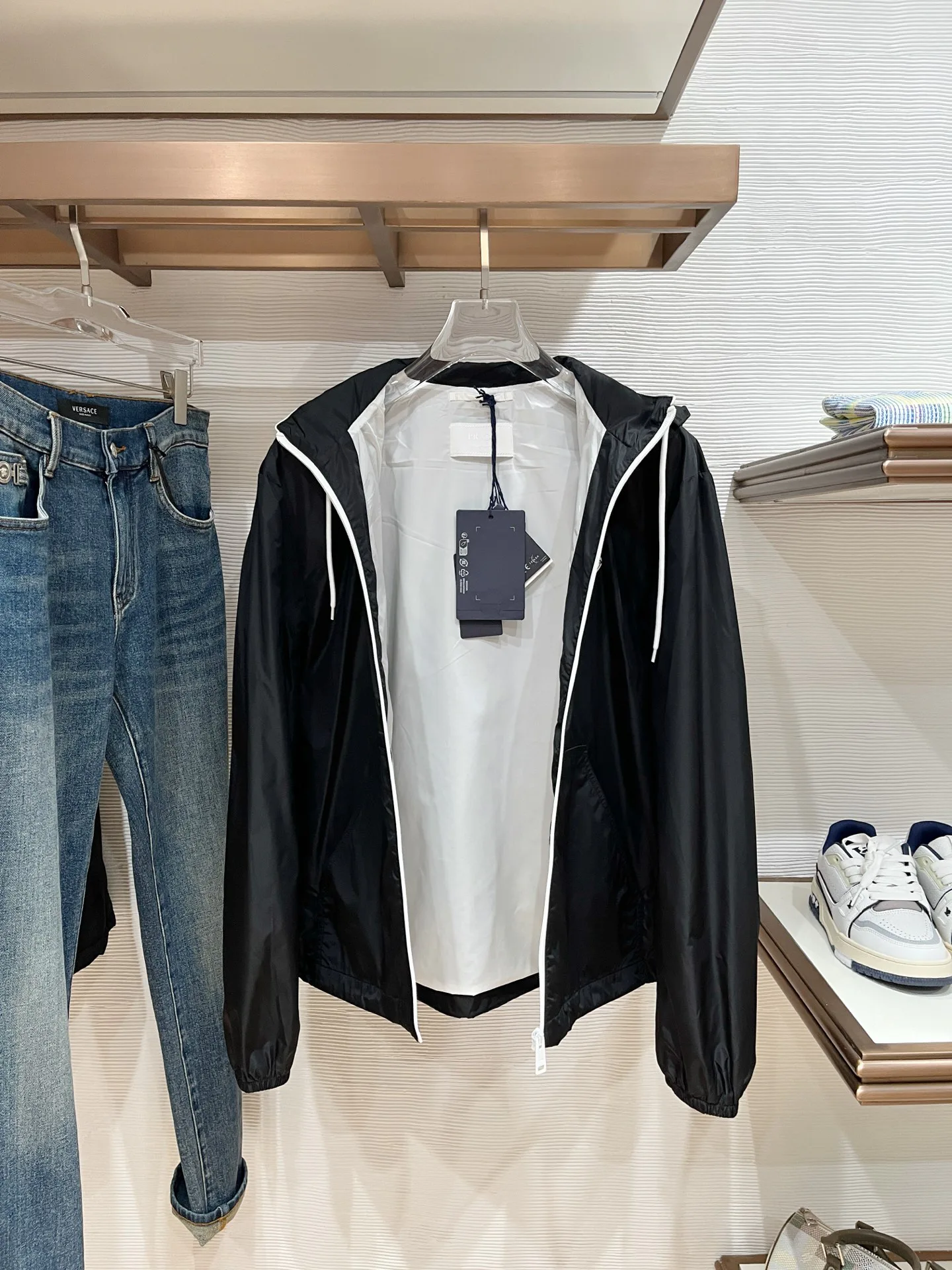Куртки И Пуховики Мужские Prada 11392203