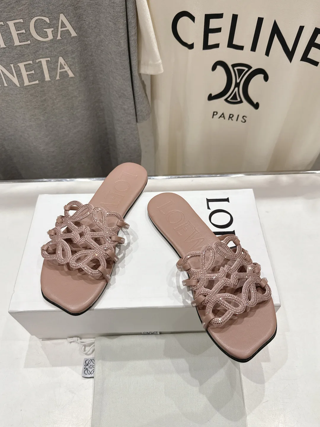 Шлепанцы Женские Loewe 10895752