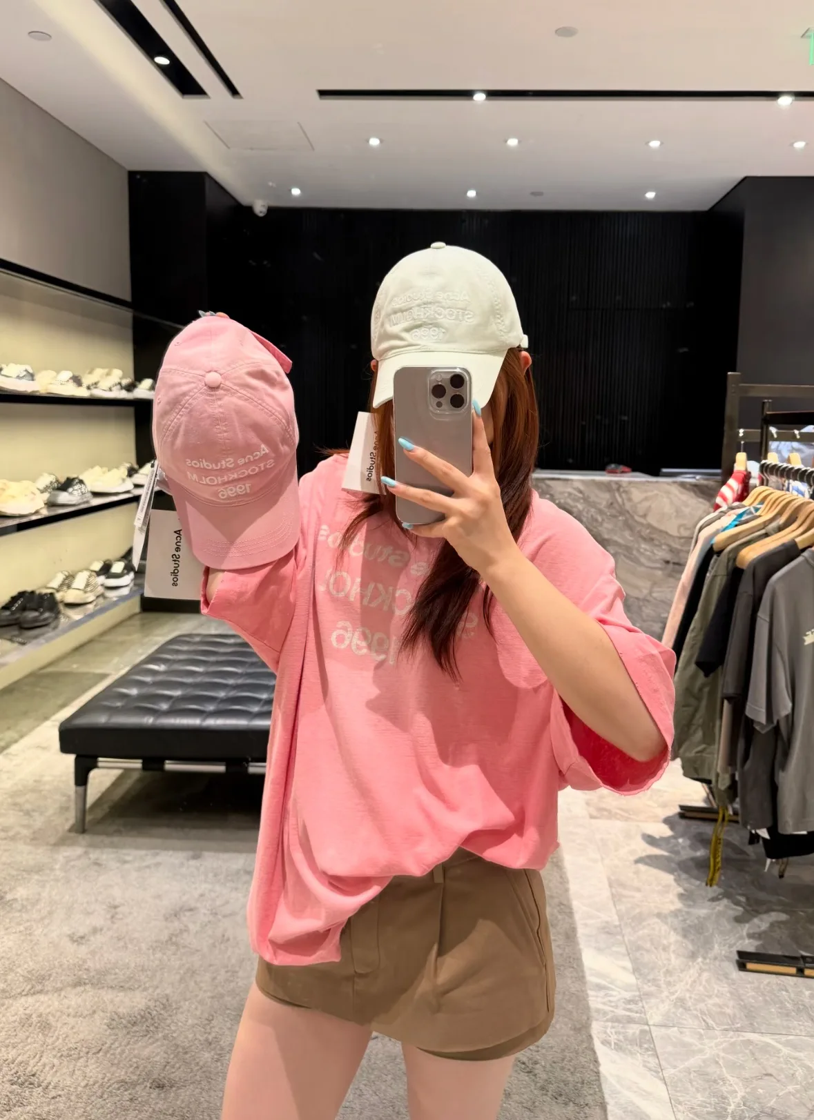 Футболки Женские Acne Studios 18132265