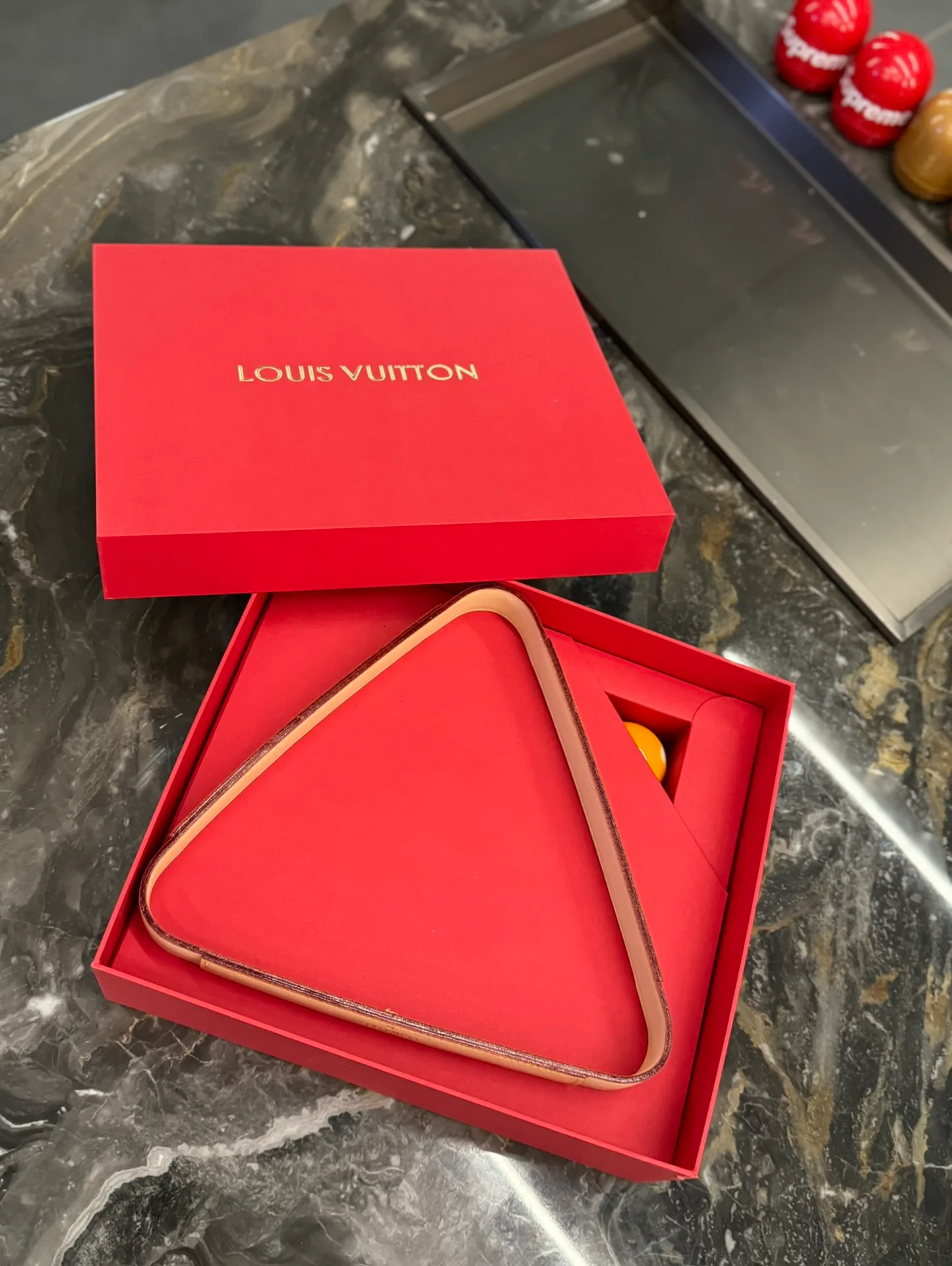 Текстиль Louis Vuitton 5874166