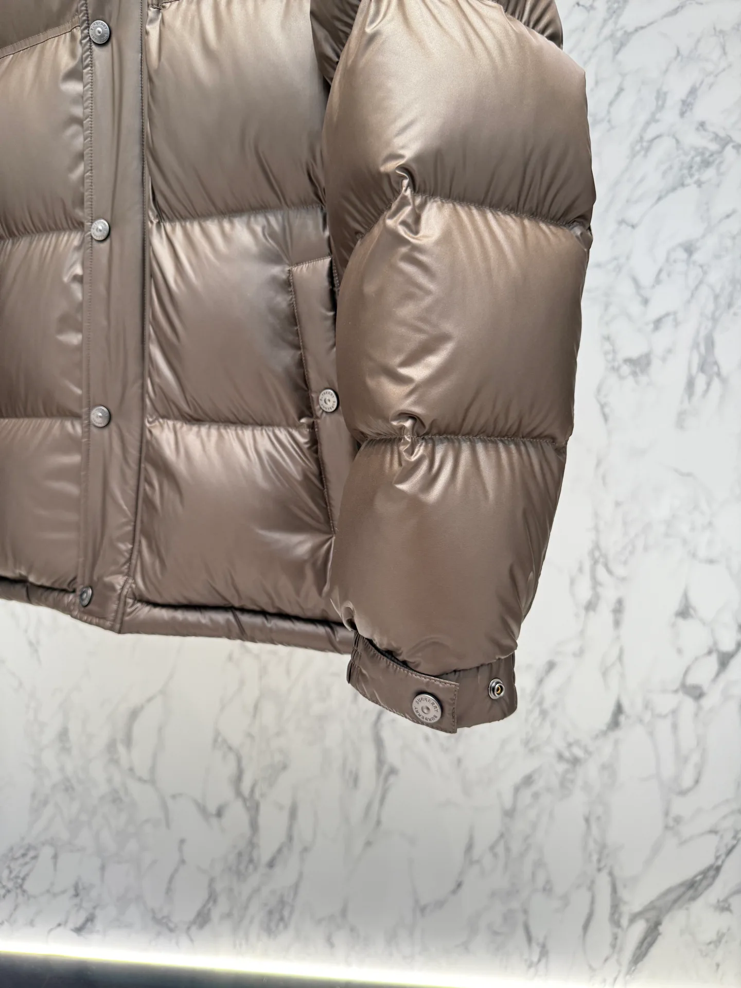 Куртки И Пуховики Женские Burberry 18537394